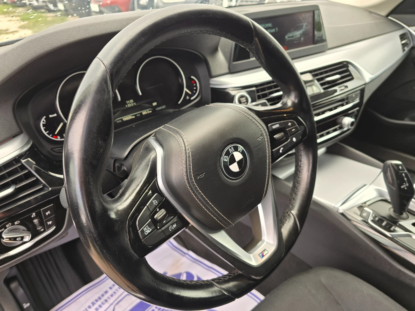 BMW 520, снимка 12 - Автомобили и джипове - 55955594