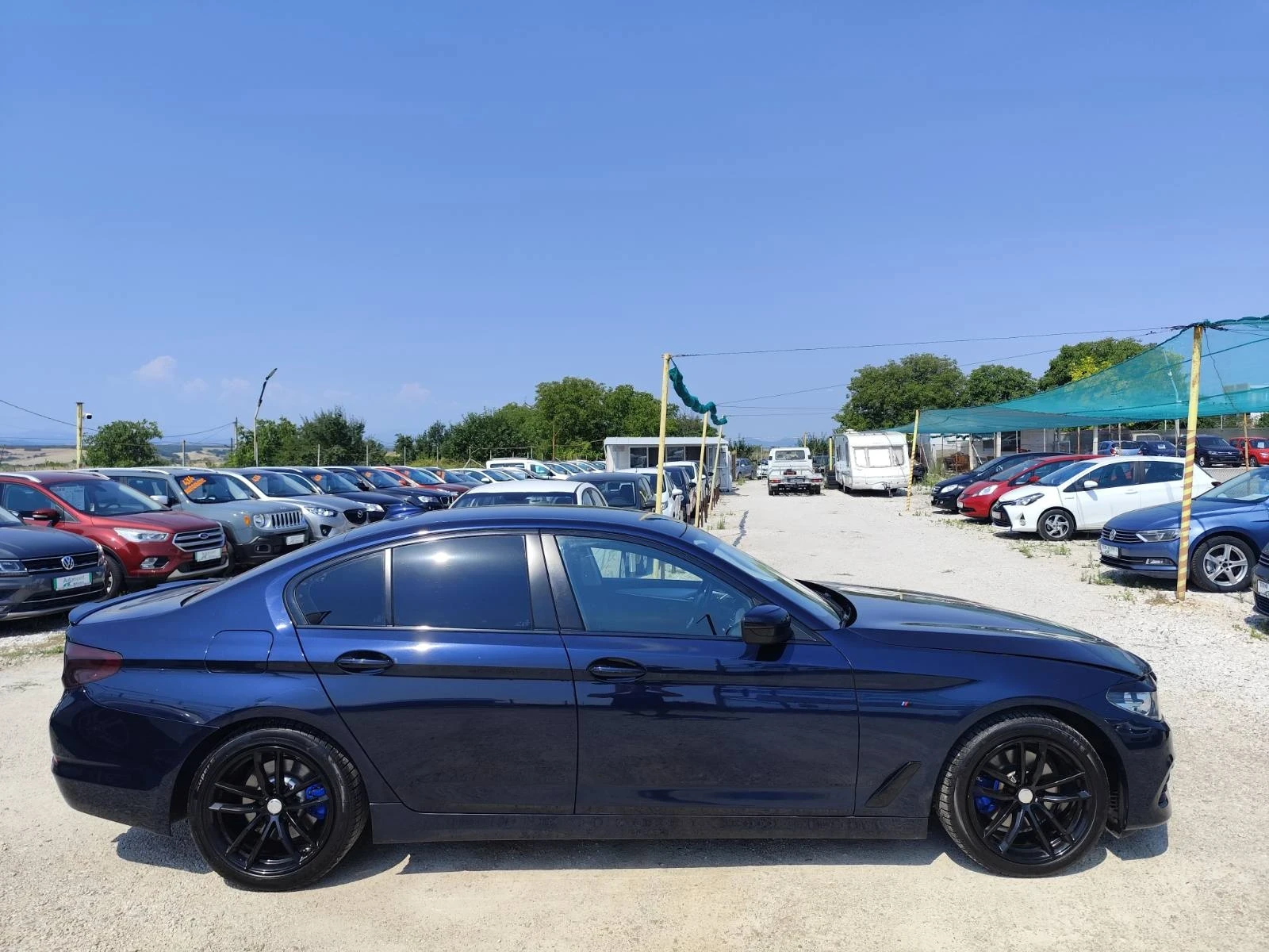BMW 520, снимка 8 - Автомобили и джипове - 55955594