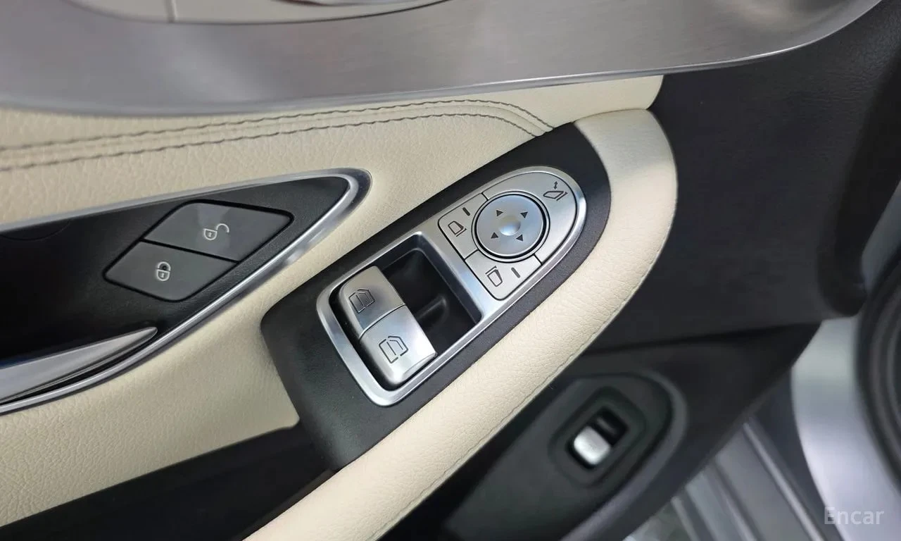 Mercedes-Benz C 43 AMG / COUPE / BURMESTER / 360 / LANE ASSIST, снимка 13 - Автомобили и джипове - 56131201