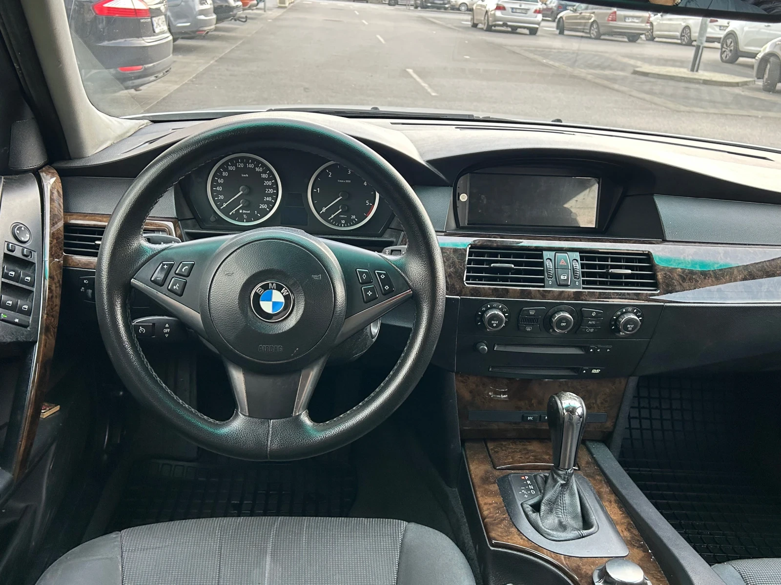 BMW 530, снимка 11 - Автомобили и джипове - 56615104
