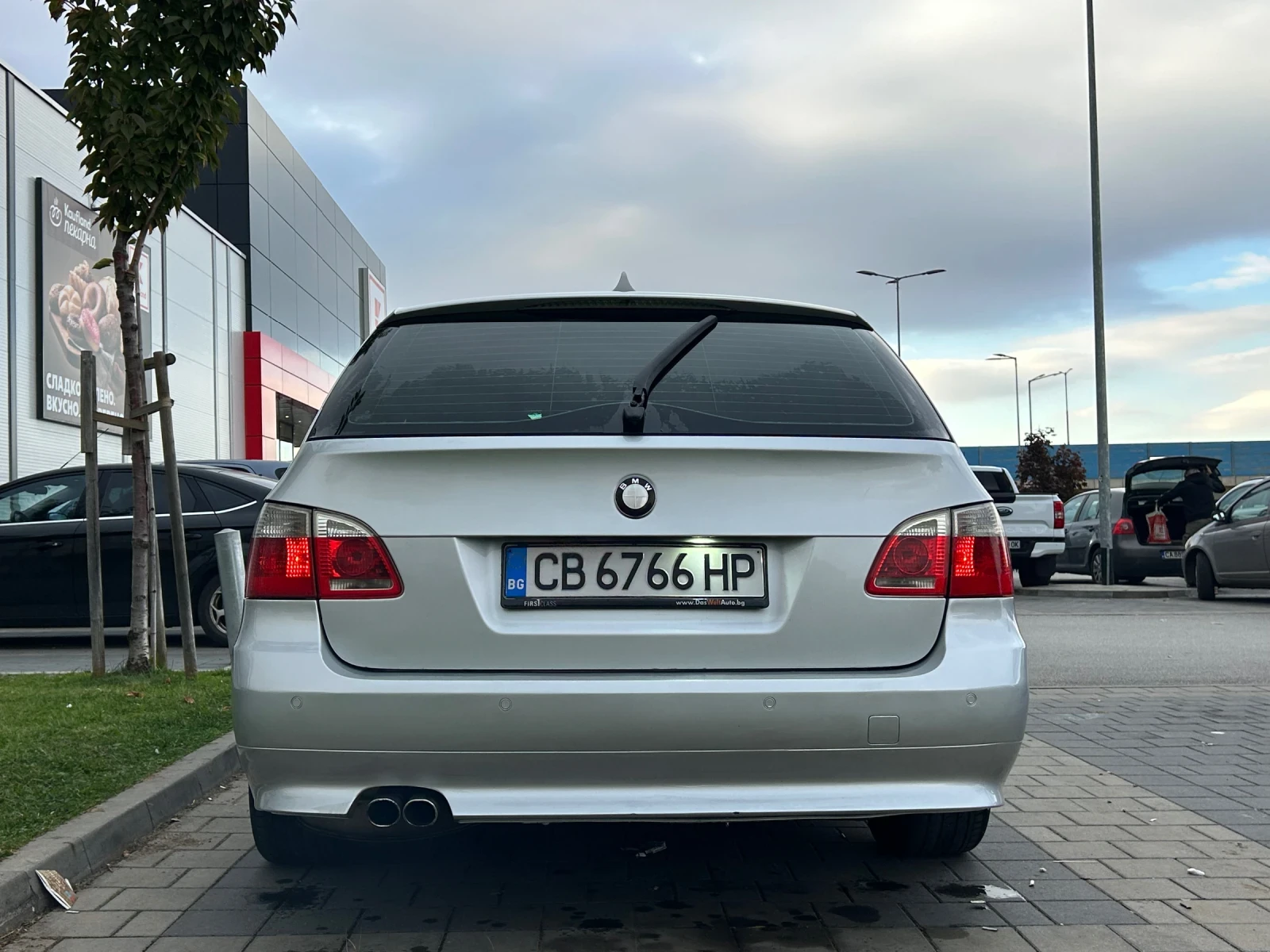 BMW 530, снимка 4 - Автомобили и джипове - 56615104