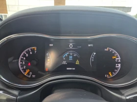 Jeep Grand cherokee 3.6* V6* 8ZF* OVERLAND* ДИСТРОНИК* ОБДУХВАНЕ* КАМЕ, снимка 10