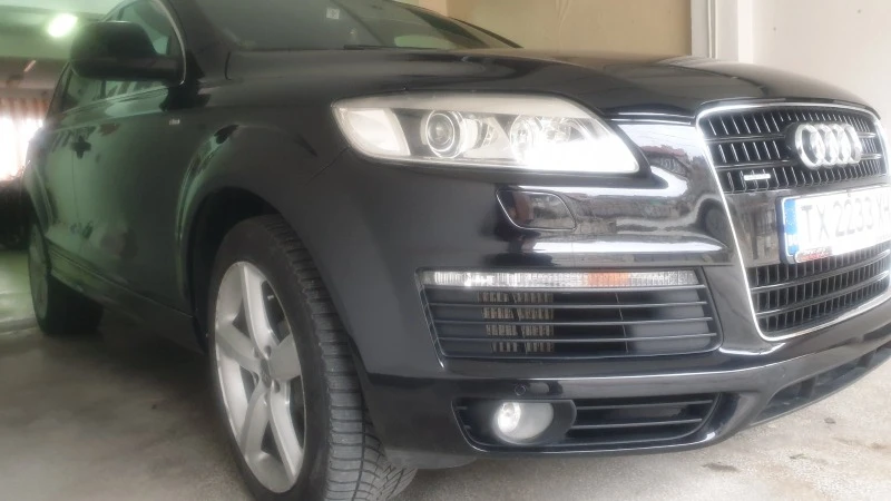 Audi Q7 S-LINE, снимка 5 - Автомобили и джипове - 47046462