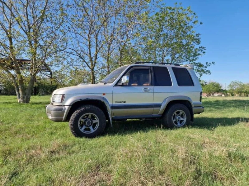 Isuzu Trooper, снимка 6 - Автомобили и джипове - 47468568