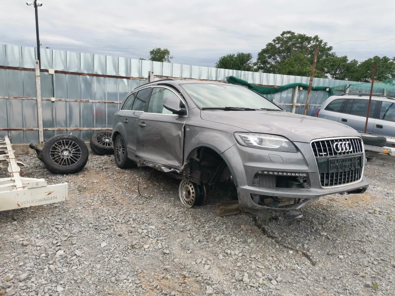 Audi Q7, снимка 4 - Автомобили и джипове - 47316576