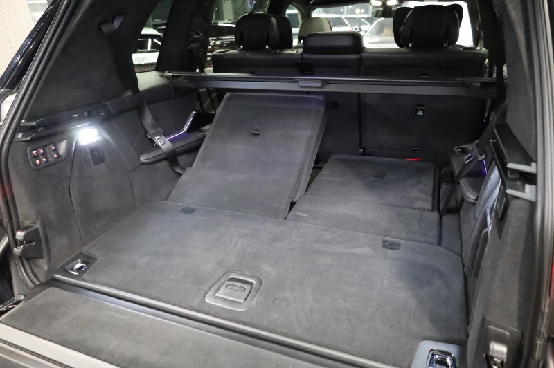 BMW X7 4.0d* INDIVIDUAL* SWAROVSKI* PANO* 360* , снимка 17 - Автомобили и джипове - 53397034