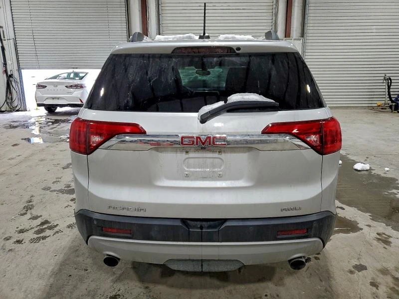 Gmc Acadia 3.6L 6 All wheel drive, снимка 11 - Автомобили и джипове - 53220904