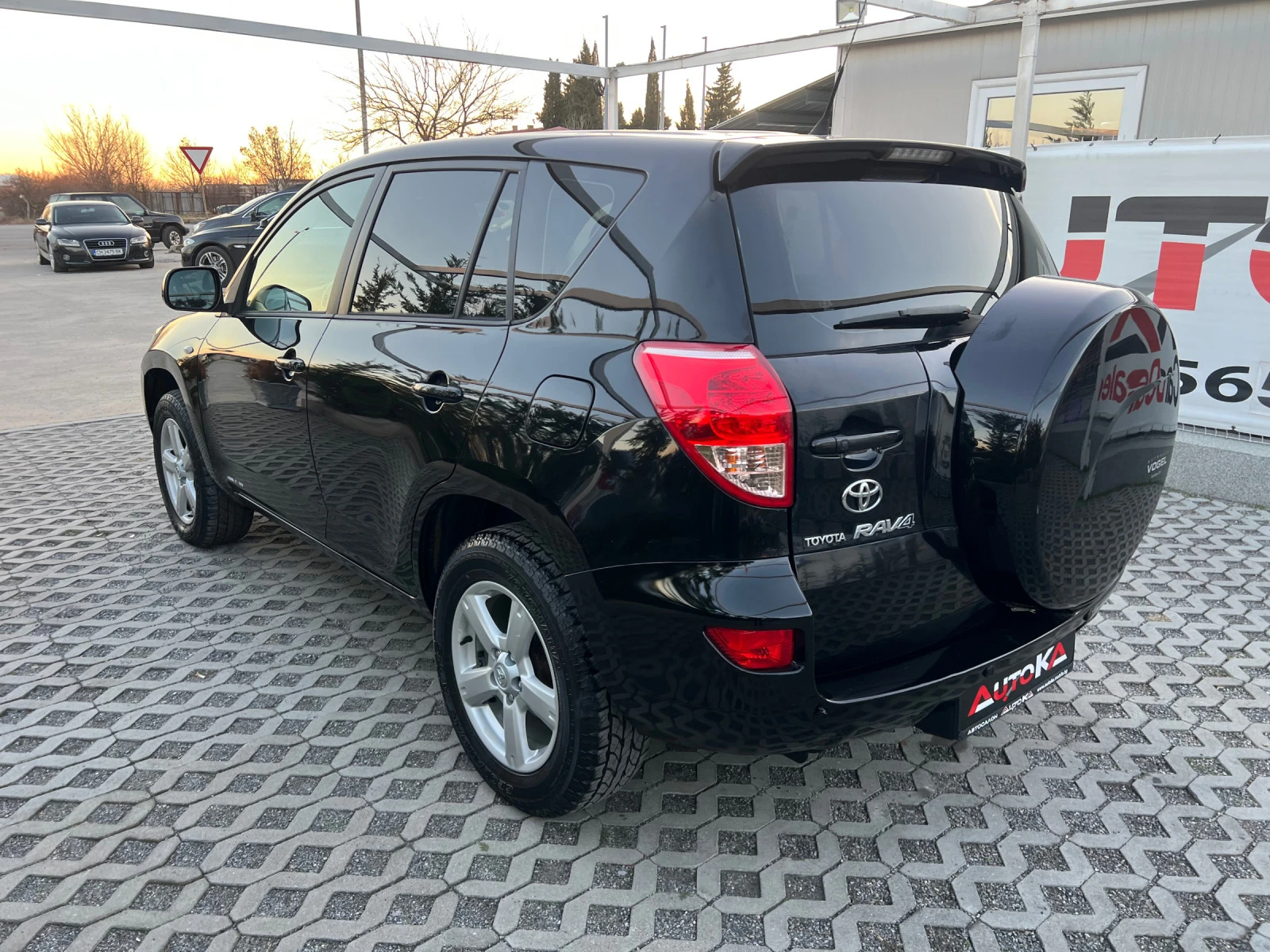 Toyota Rav4 2.0VVTi-152кс= 4х4= АВТОМАТ= НАВИ= ШИБЕДАХ= КОЖА=  - изображение 5