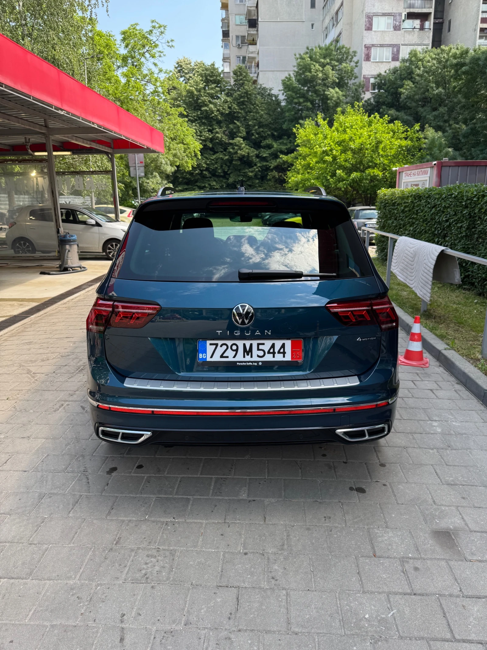 VW Tiguan 2.0 TDI-SCR 4MOTION 360Градуса  Гаранция Прожекция - изображение 5