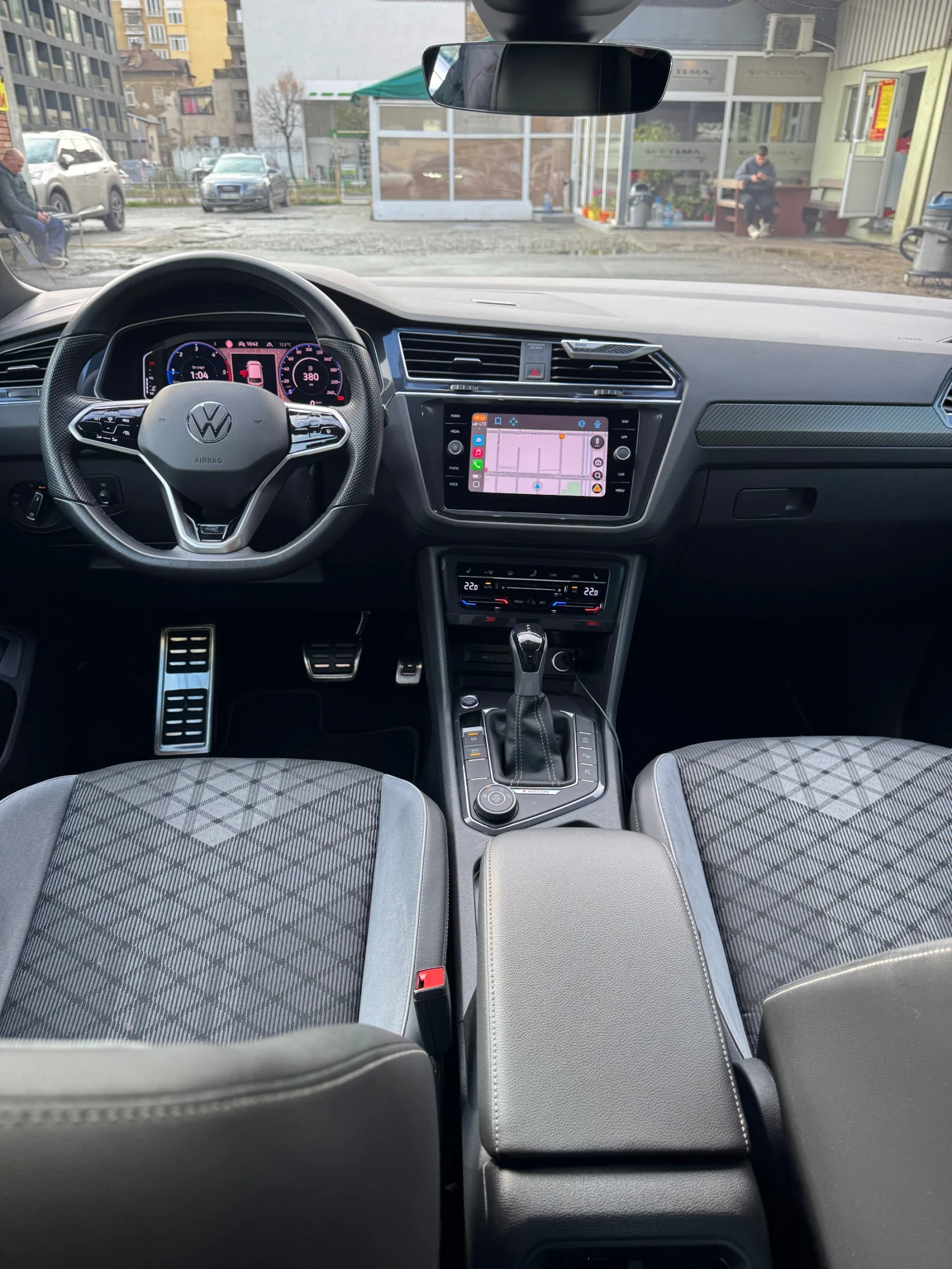 VW Tiguan 2.0 TDI-SCR 4MOTION 360 Градуса - изображение 6