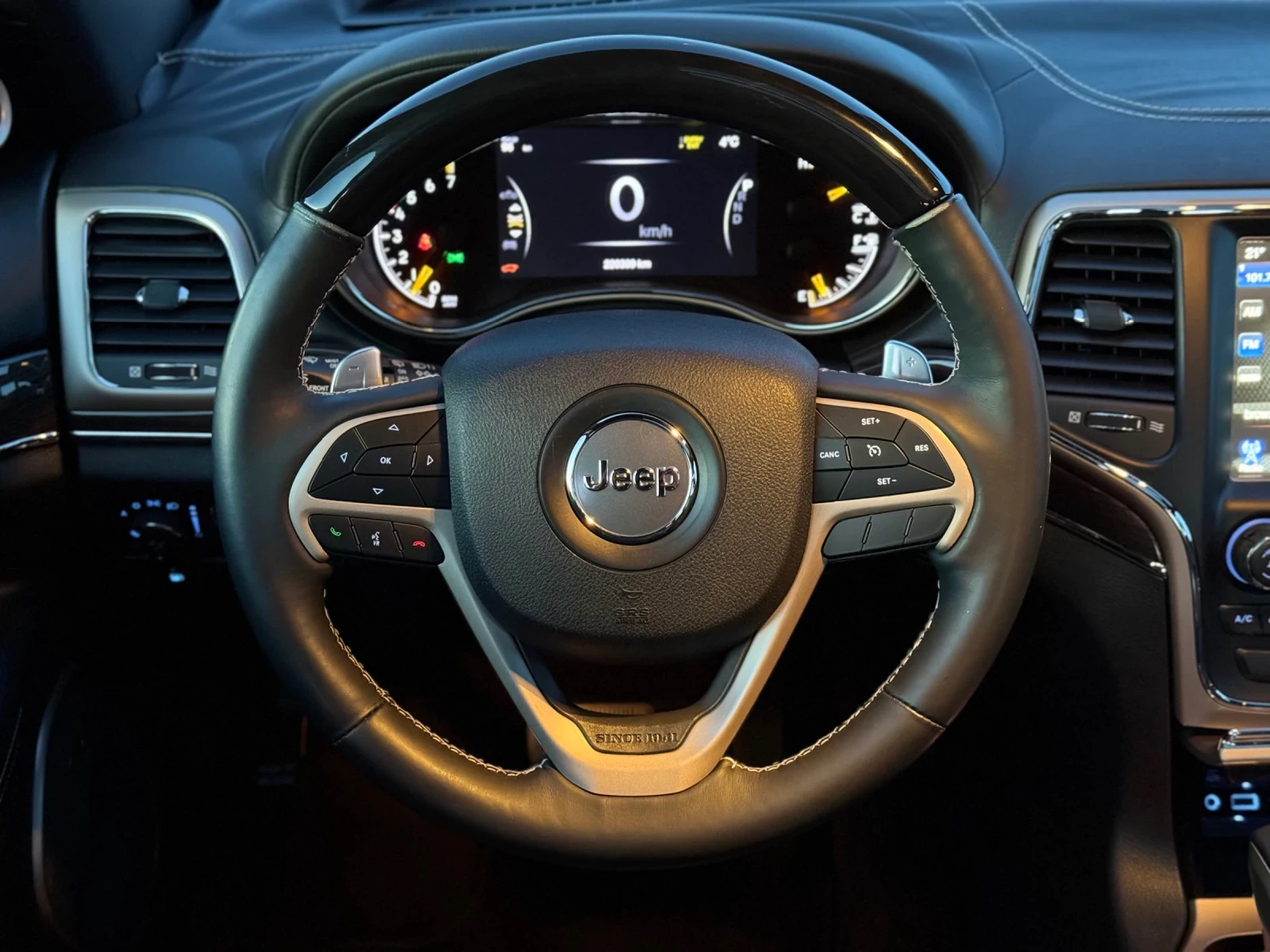 Jeep Grand cherokee OVERLAND/5.7 HEMI/ - изображение 7