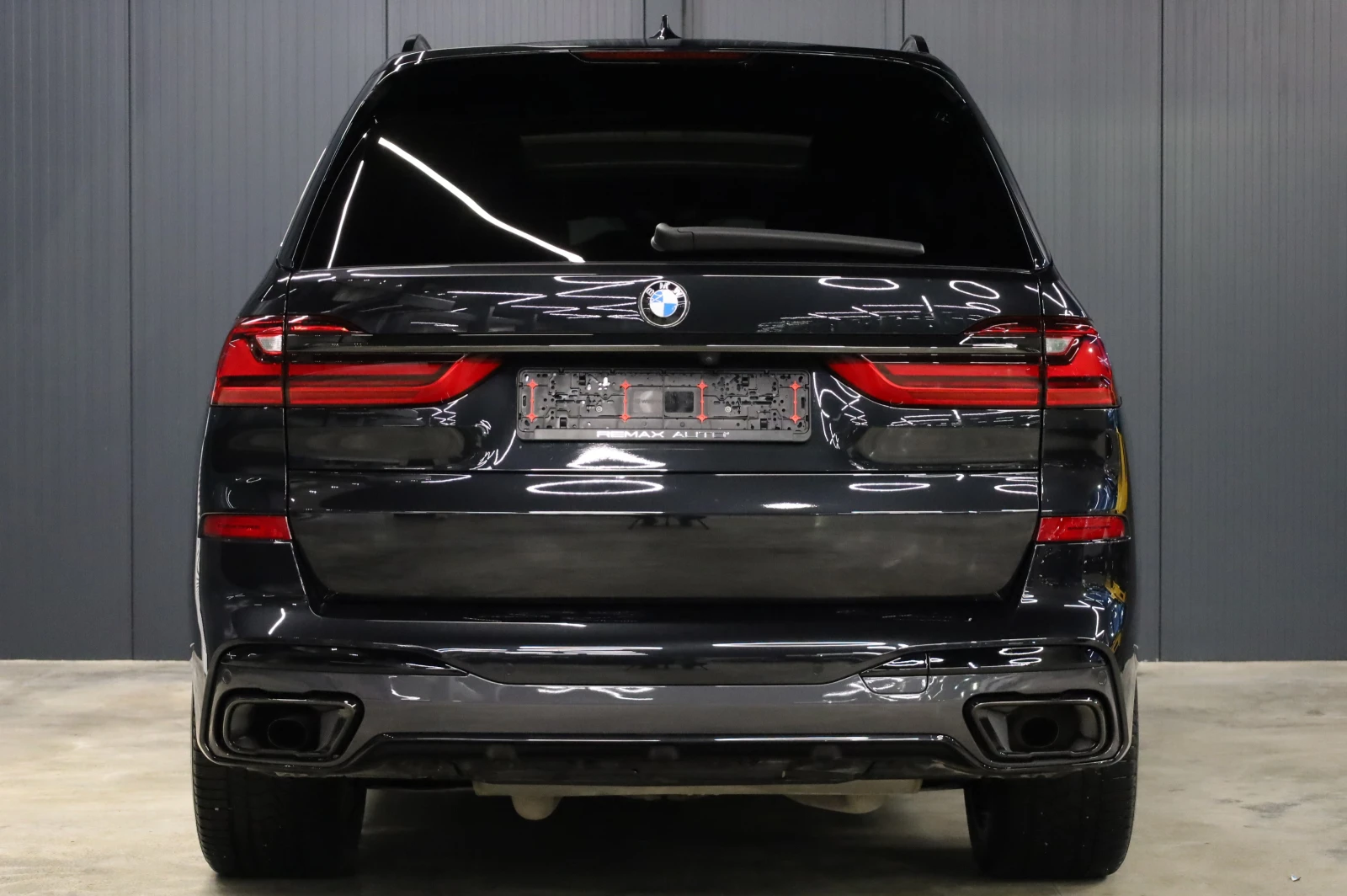 BMW X7 4.0d* INDIVIDUAL* SWAROVSKI* PANO* 360*  - изображение 7