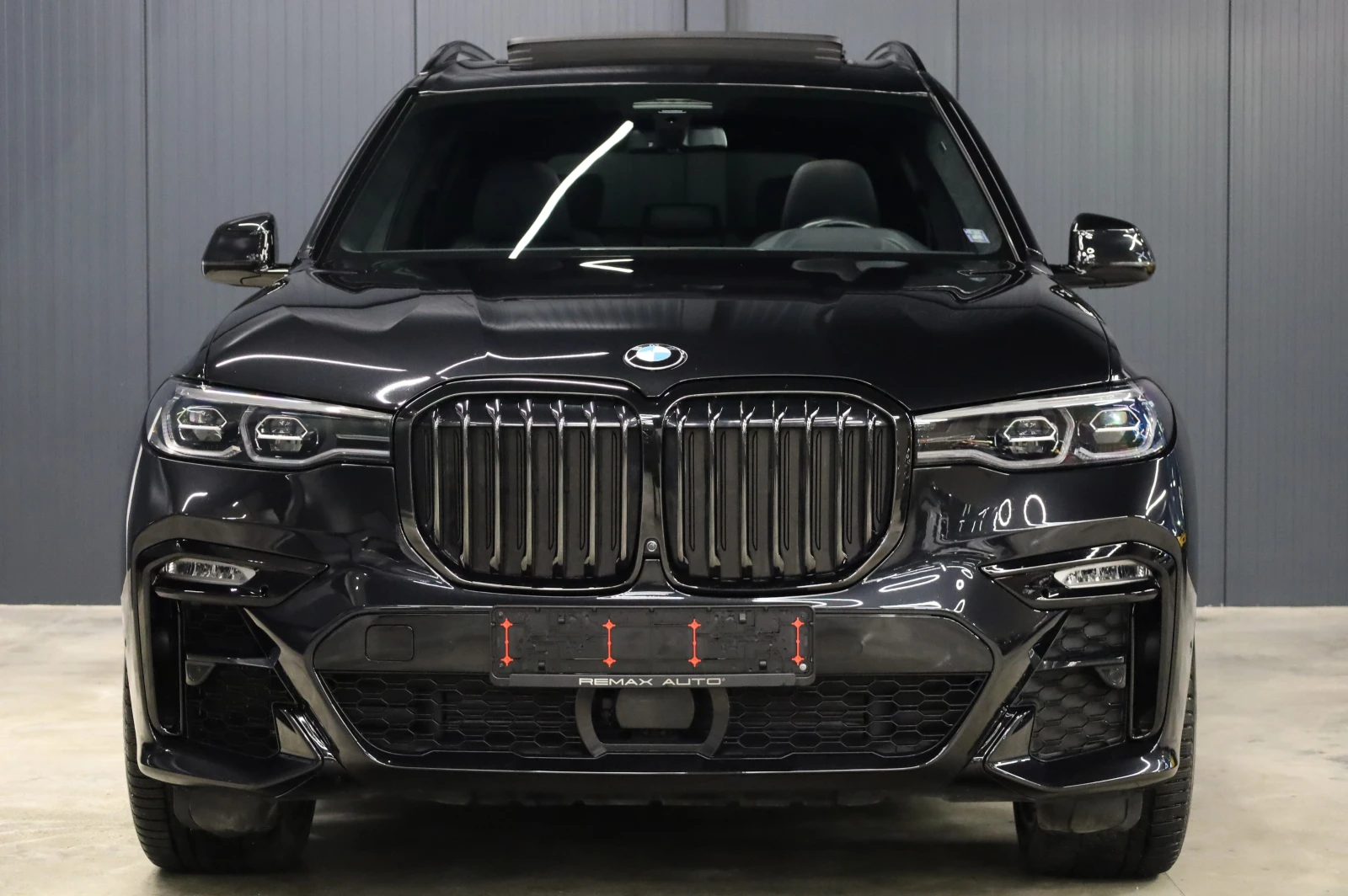 BMW X7 4.0d* INDIVIDUAL* SWAROVSKI* PANO* 360*  - изображение 2