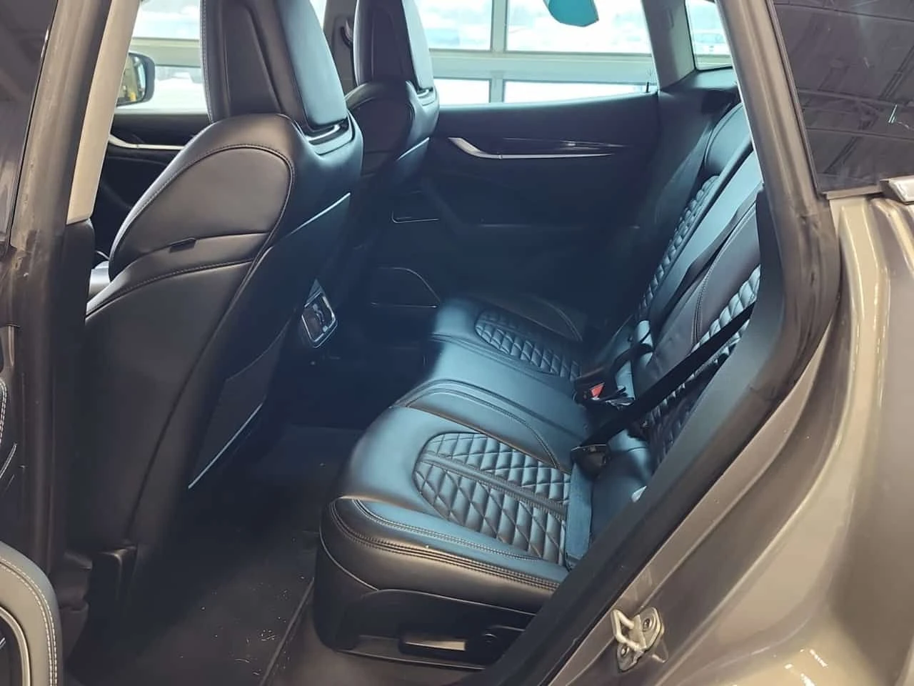 Maserati Levante 3.8L  CARFAX - изображение 8