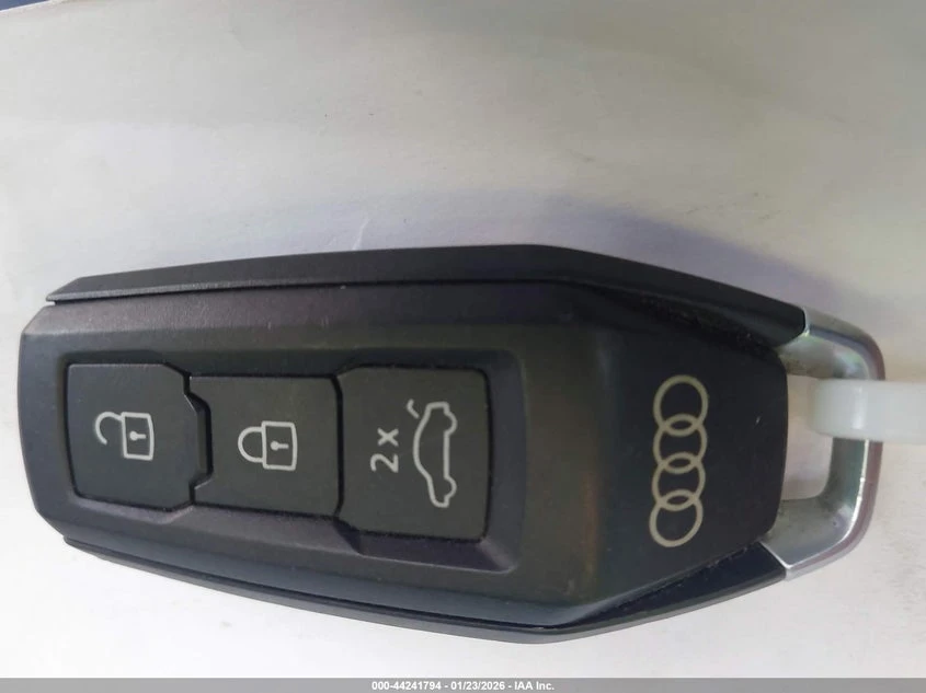 Audi Q6 E-Tron Prestige Quattro, снимка 11 - Автомобили и джипове - 54315615