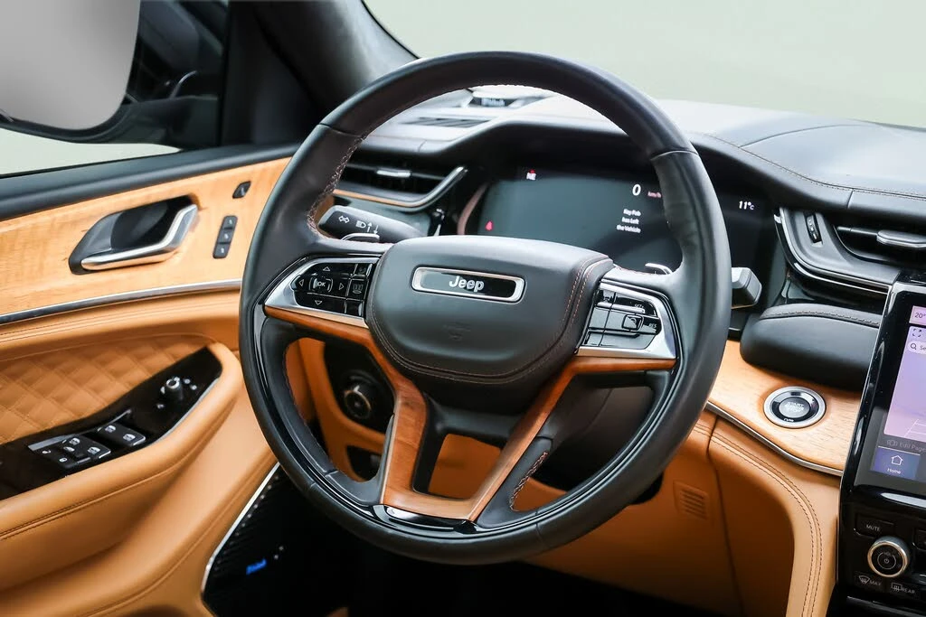 Jeep Grand cherokee Summit Reserve 5.7, снимка 9 - Автомобили и джипове - 55492894