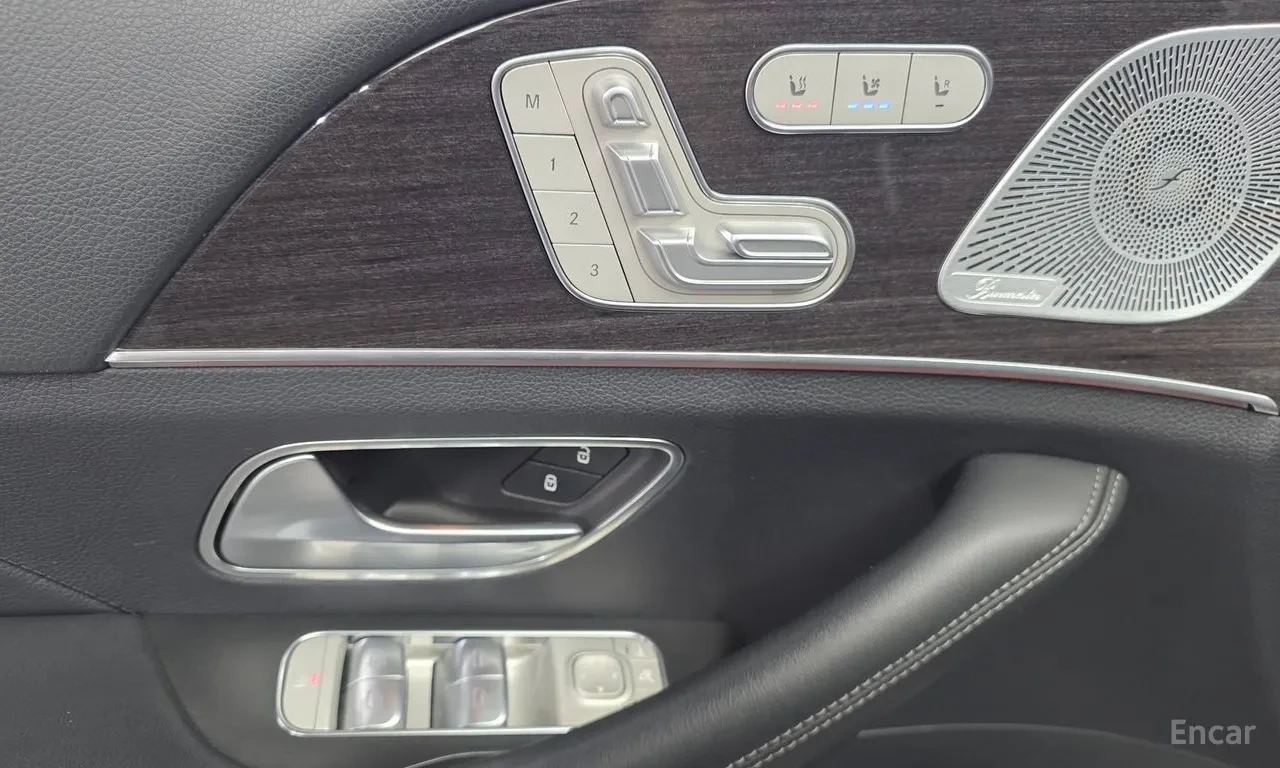 Mercedes-Benz GLE 400 COUPE* FULL* 330+ * ХЕД ЪП* АМГ ПАКЕТ* ОБДУХ* , снимка 6 - Автомобили и джипове - 55543696