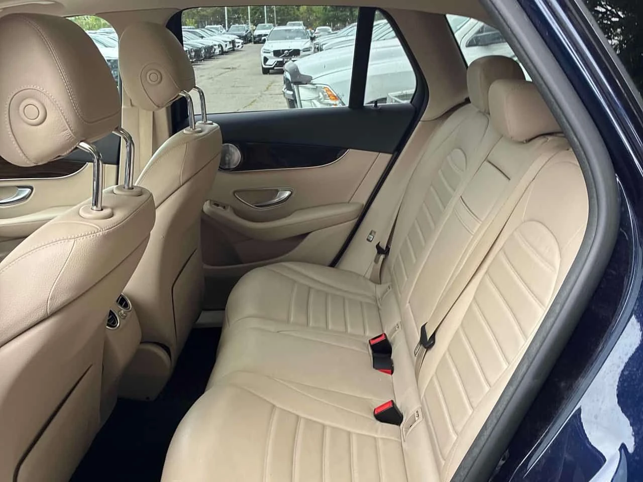 Mercedes-Benz GLC 300 CARFAX/ПАНОРАМА/ПОДГРЕВ/НАВИ/ПАМЕТ/360/КЛИП, снимка 11 - Автомобили и джипове - 55589703