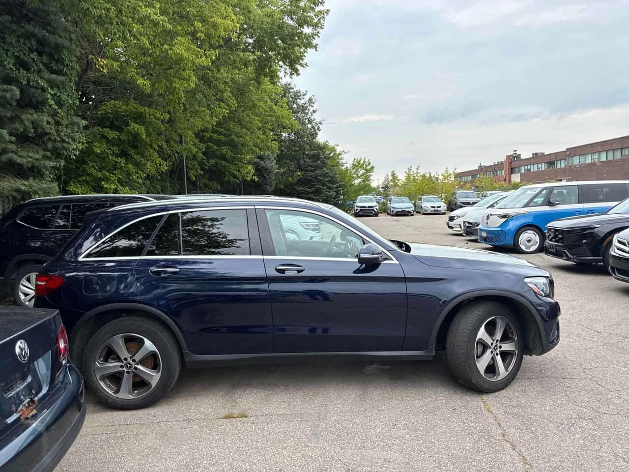 Mercedes-Benz GLC 300 CARFAX/ПАНОРАМА/ПОДГРЕВ/НАВИ/ПАМЕТ/360/КЛИП, снимка 3 - Автомобили и джипове - 55589703