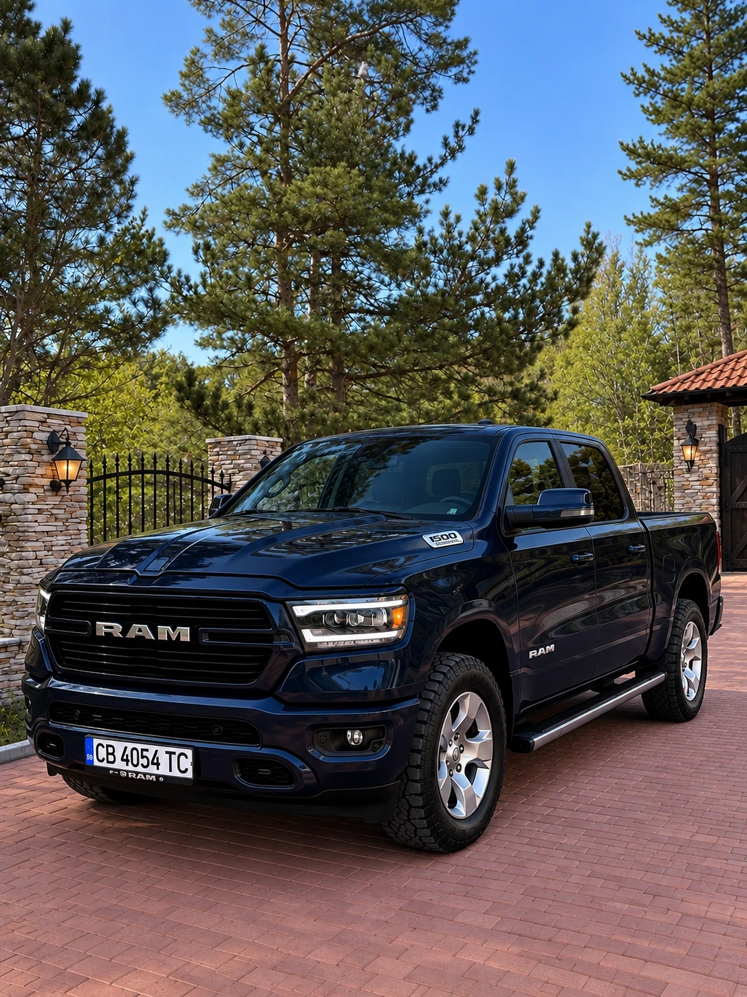 Dodge RAM 1500 RAM 1500 DT   5.7 HEMI V8   395 к.с.   4x4   LPG 