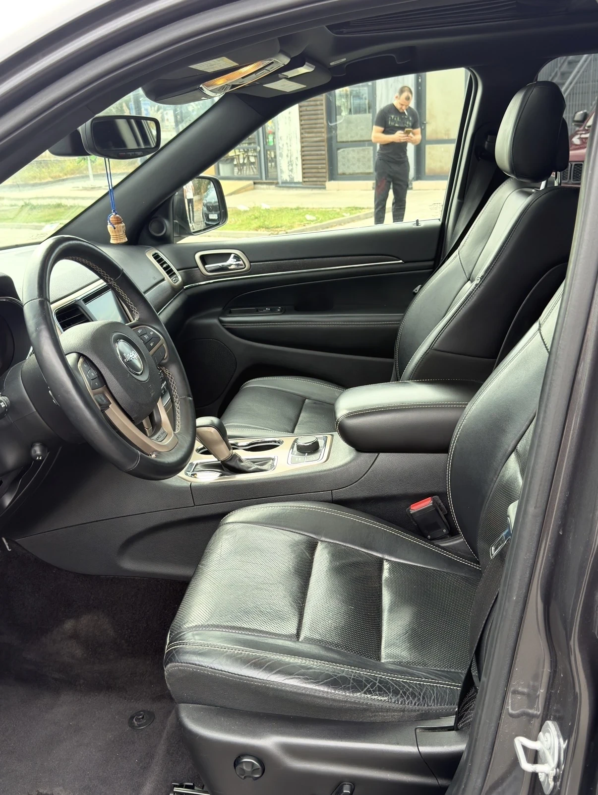 Jeep Grand cherokee 3.6 Limited/4x4/Full/Led, снимка 9 - Автомобили и джипове - 56245838