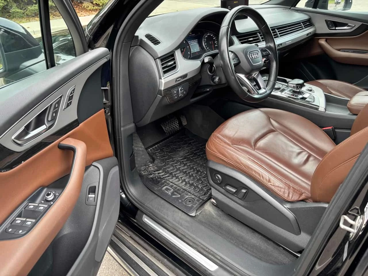 Audi Q7 * 3.0T Komfort * ���������� * ���� �� ������ | Mobile.bg � ����������� 10