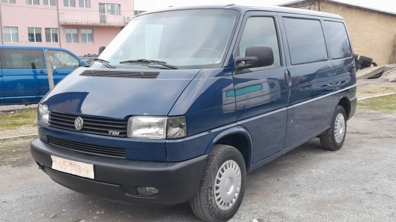 VW Transporter 2.5TDI 102kc 245x km, снимка 8 - Бусове и автобуси - 53480297