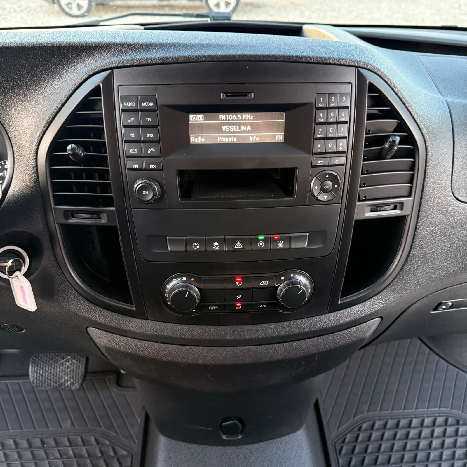 Mercedes-Benz Vito 4Matic-114CDi-9--6 | Mobile.bg   15