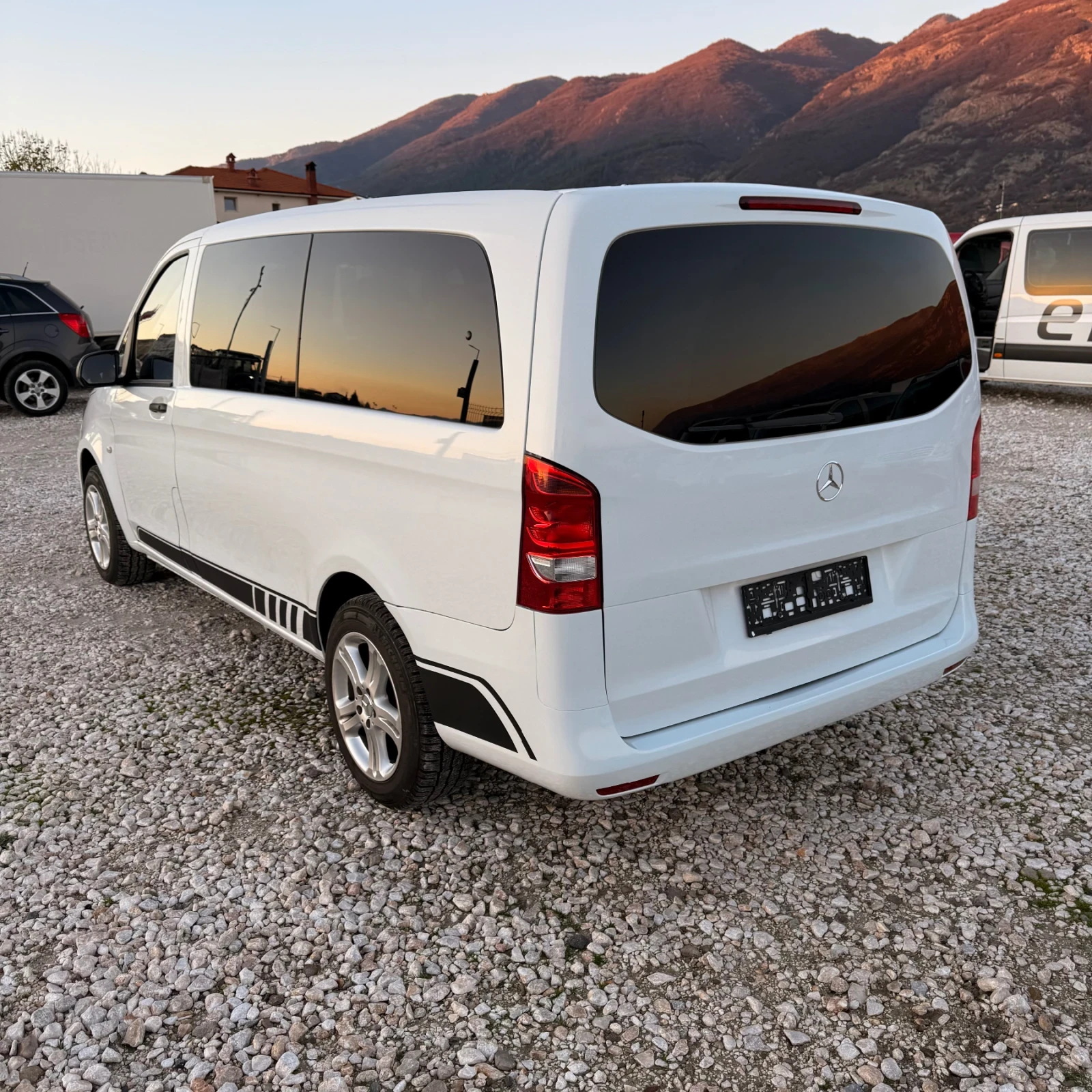 Mercedes-Benz Vito 4Matic-114CDi-9Местен-Клима-Евро6 - изображение 5