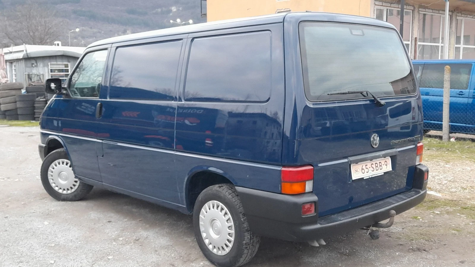 VW Transporter 2.5TDI 102kc 245x km - изображение 6