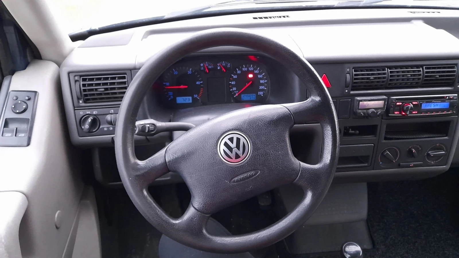 VW Transporter 2.5TDI 102kc 245x km | Mobile.bg � ����������� 12
