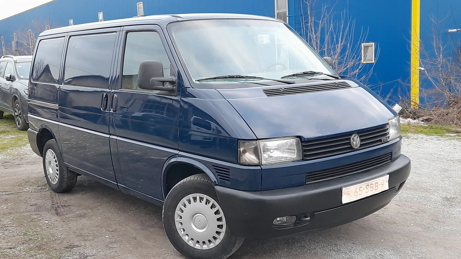 VW Transporter 2.5TDI 102kc 245x km - изображение 2
