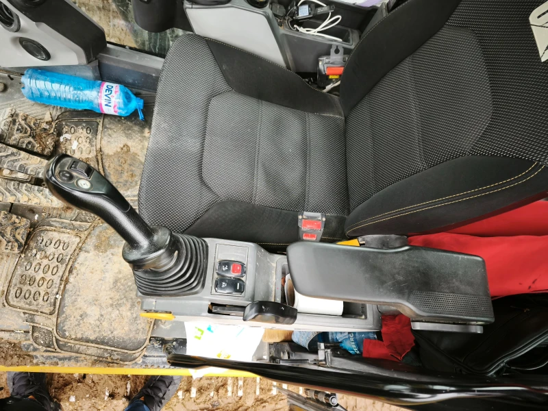 Багер Caterpillar 320, снимка 16 - Индустриална техника - 53110956