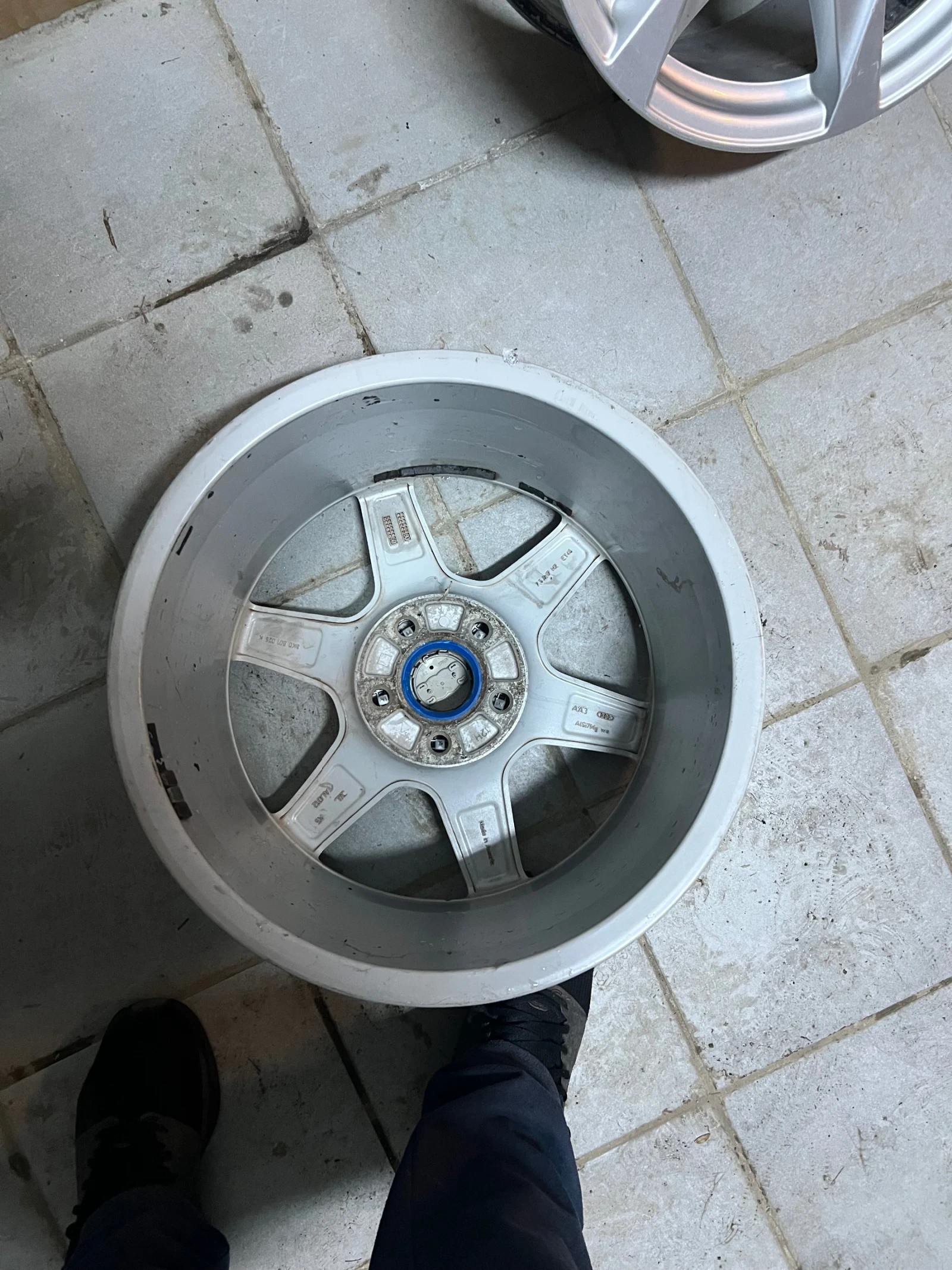 ������ | Mobile.bg � ����������� 8