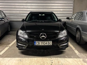 Mercedes-Benz C 350 4matic * AMG Пакет , снимка 1