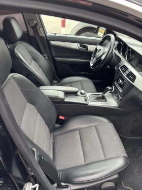 Mercedes-Benz C 350 4matic * AMG Пакет , снимка 12 - Автомобили и джипове - 53350504