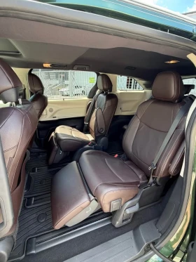 Toyota Sienna PLATINUM AWD 2024   2.5 HYBRID   7 МЕСТА - 25000 € - 21232514 4