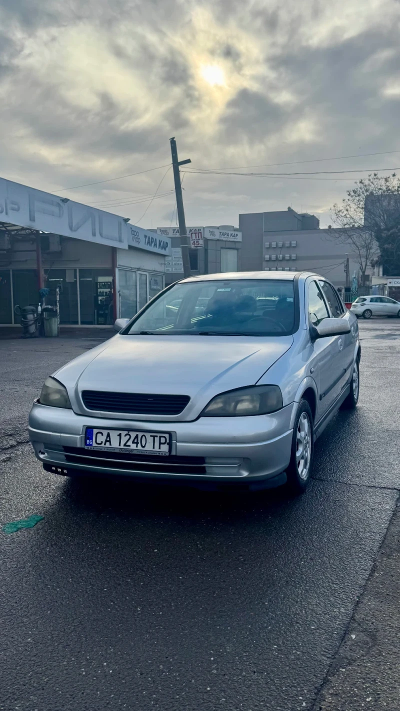 Opel Astra 2.2 DTI, снимка 2 - Автомобили и джипове - 48371178