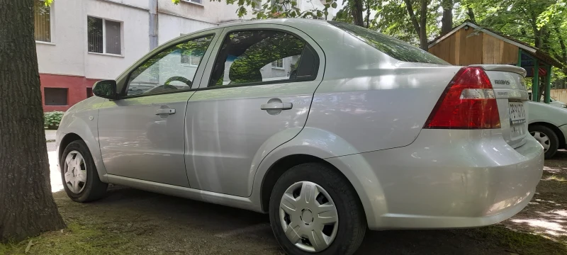 Chevrolet Aveo 1.4 101 кс., снимка 3 - Автомобили и джипове - 51433033