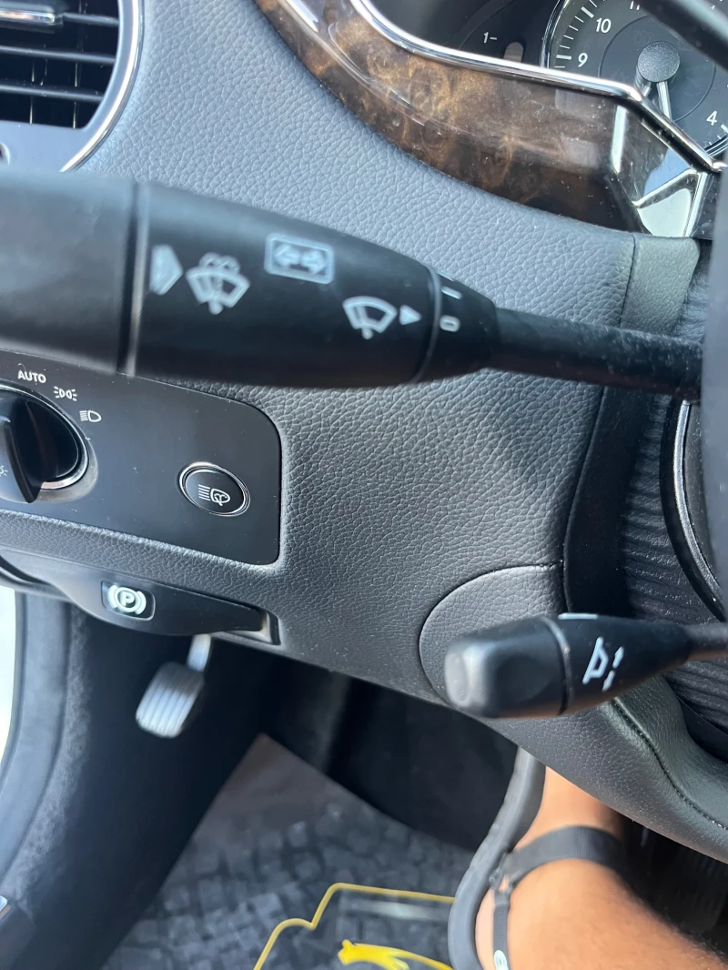 Mercedes-Benz CLS 350 Люк/Мемори, снимка 14 - Автомобили и джипове - 52231165