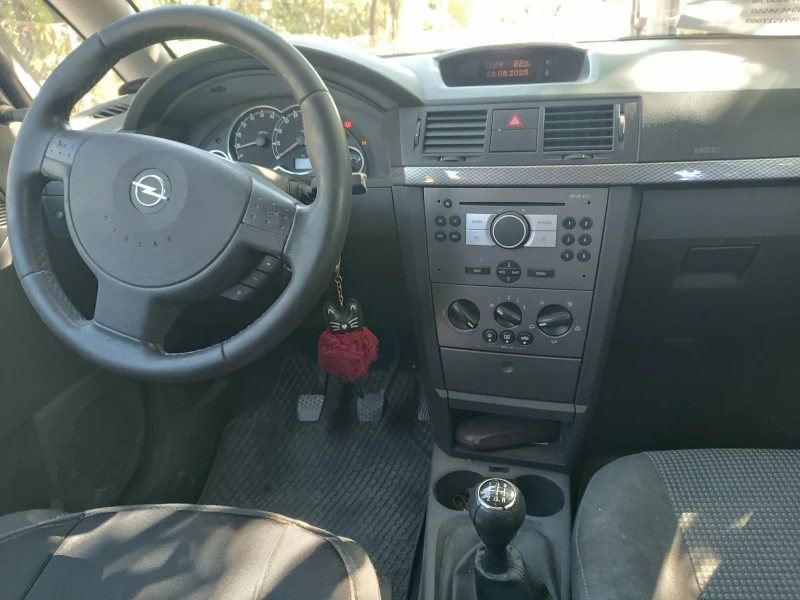 Opel Meriva 1700CDTi, снимка 12 - Автомобили и джипове - 52597272