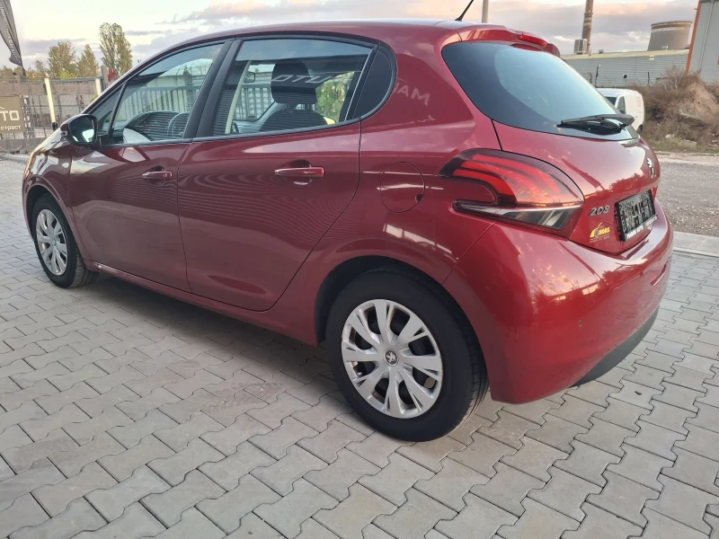 Peugeot 208 1.2benzin * euro6 * COC  * * TOP, снимка 4 - Автомобили и джипове - 52110461