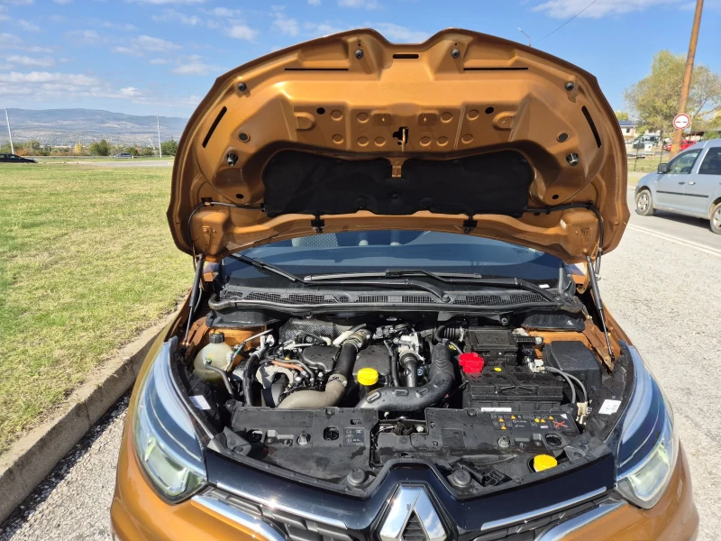 Renault Captur 1.5DCI, снимка 17 - Автомобили и джипове - 52120570