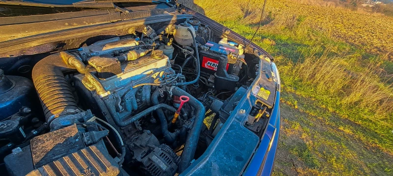 VW Golf 2.0 бензин (115 к.с.) Предно (FWD) , снимка 15 - Автомобили и джипове - 52258756