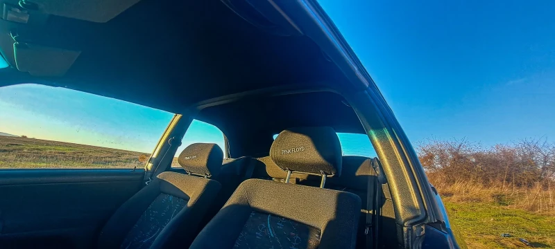 VW Golf 2.0 бензин (115 к.с.) Предно (FWD) , снимка 8 - Автомобили и джипове - 52258756