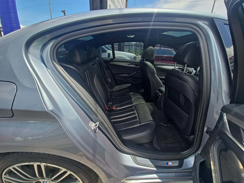 BMW 530 530i M SPORT LINE, снимка 10 - Автомобили и джипове - 52405578