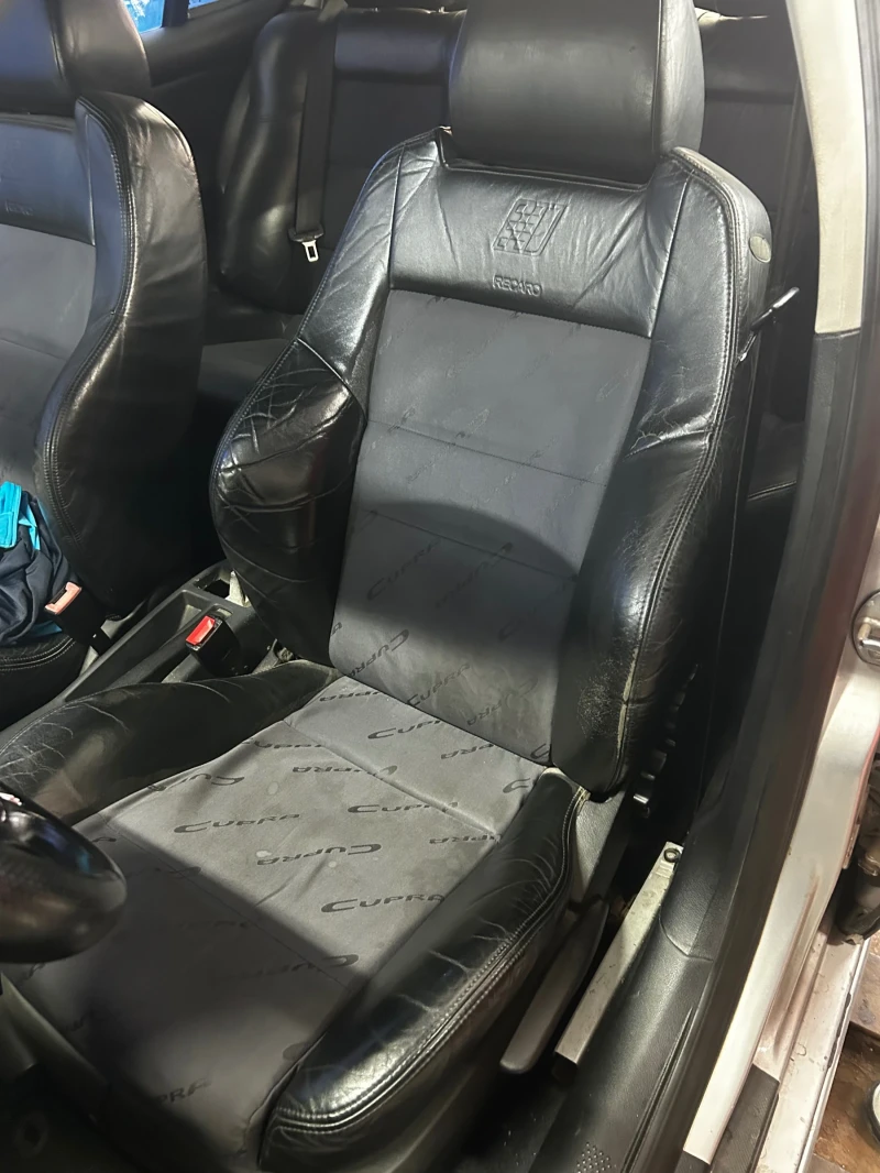 Seat Leon, снимка 4 - Автомобили и джипове - 52628624