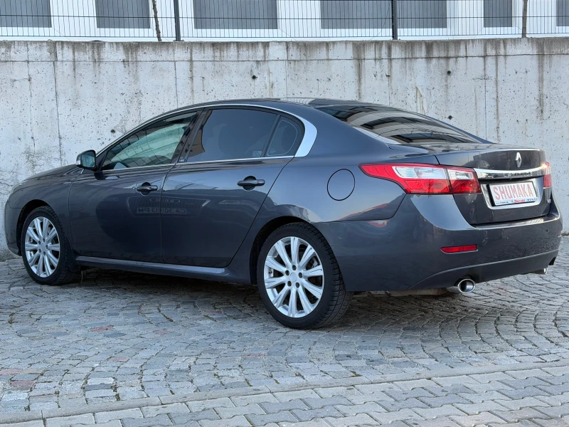 Renault Latitude 3.0dCi V6-241ps, снимка 4 - Автомобили и джипове - 53154374