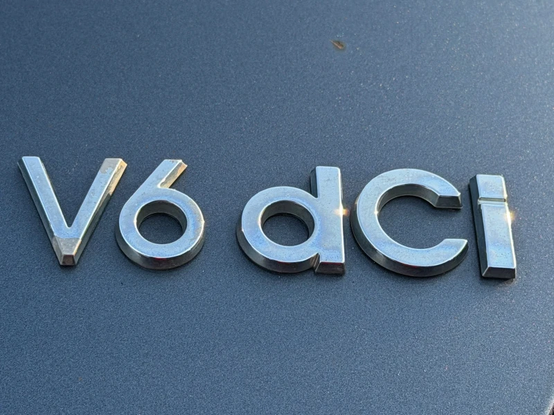 Renault Latitude 3.0dCi V6-241ps, снимка 16 - Автомобили и джипове - 53154374