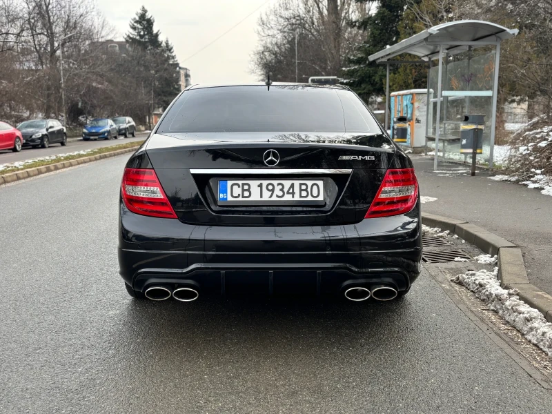 Mercedes-Benz C 350 4matic * AMG Пакет , снимка 2 - Автомобили и джипове - 53350504